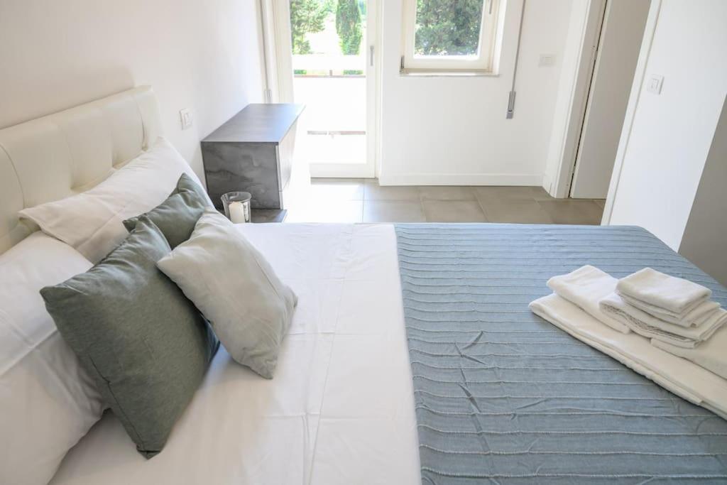 Laura Sweet Home Con Piscina Rome Luaran gambar