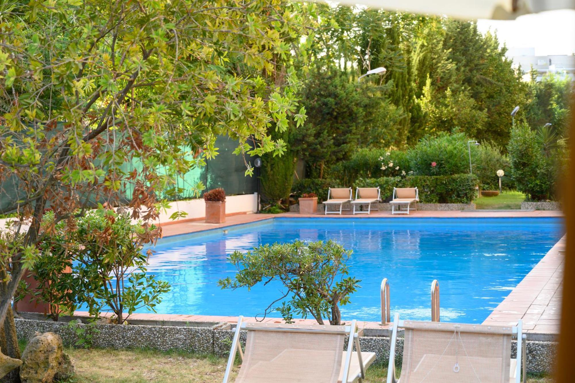 Laura Sweet Home Con Piscina Rome Luaran gambar