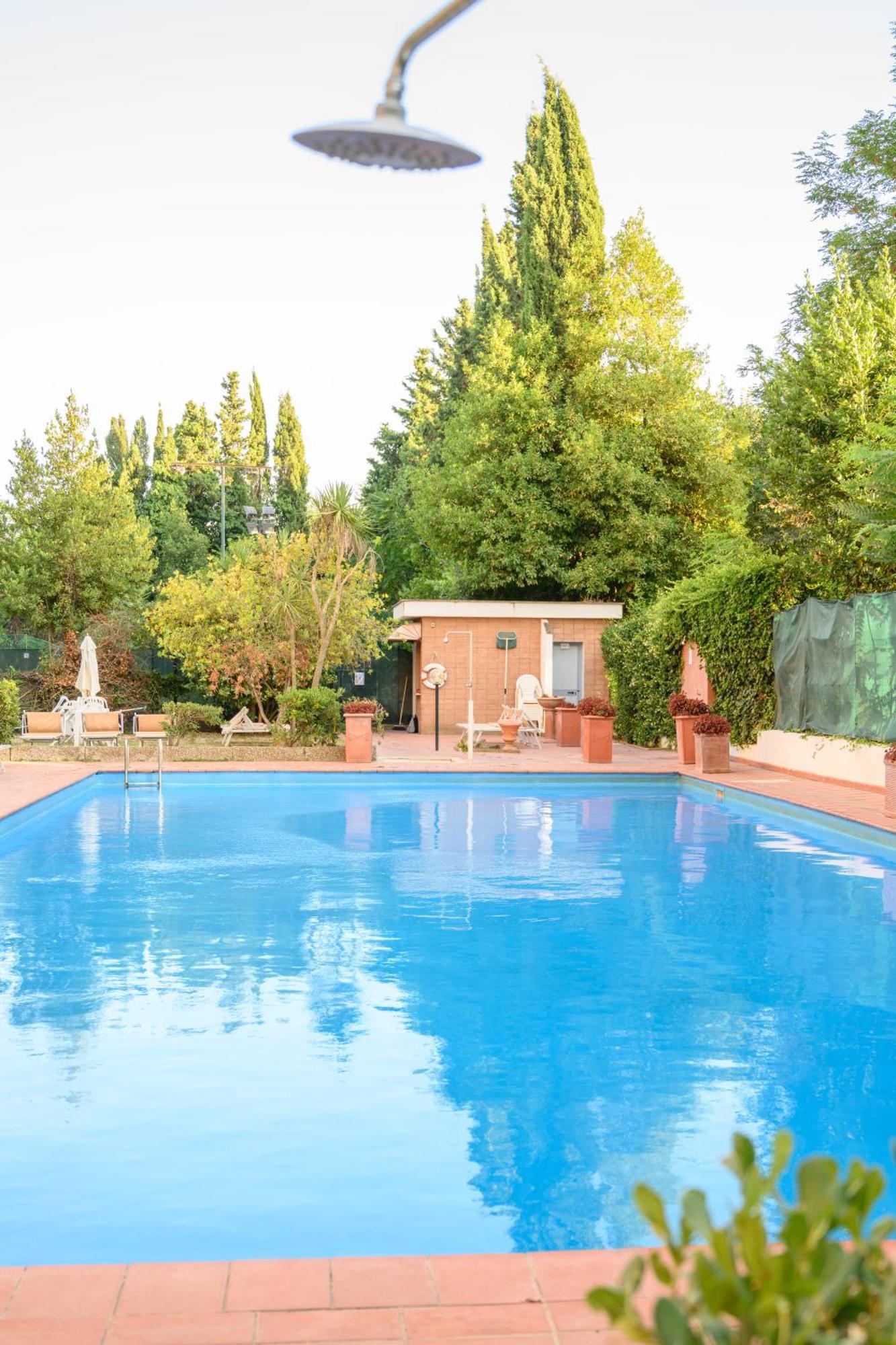 Laura Sweet Home Con Piscina Rome Luaran gambar