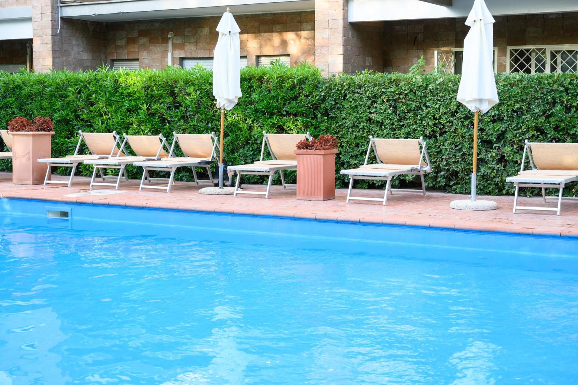 Laura Sweet Home Con Piscina Rome Luaran gambar