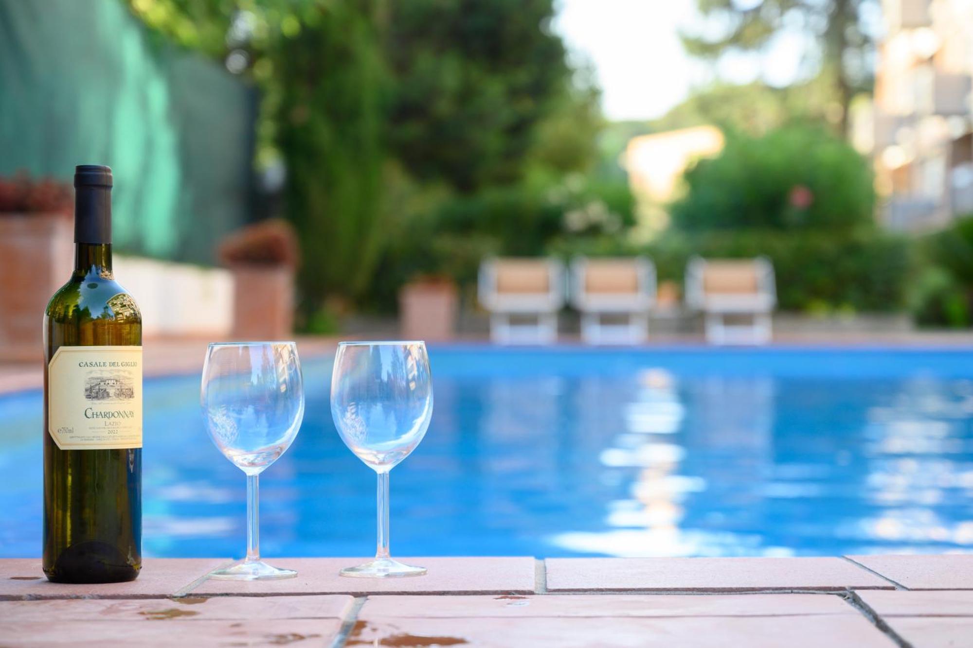 Laura Sweet Home Con Piscina Rome Luaran gambar
