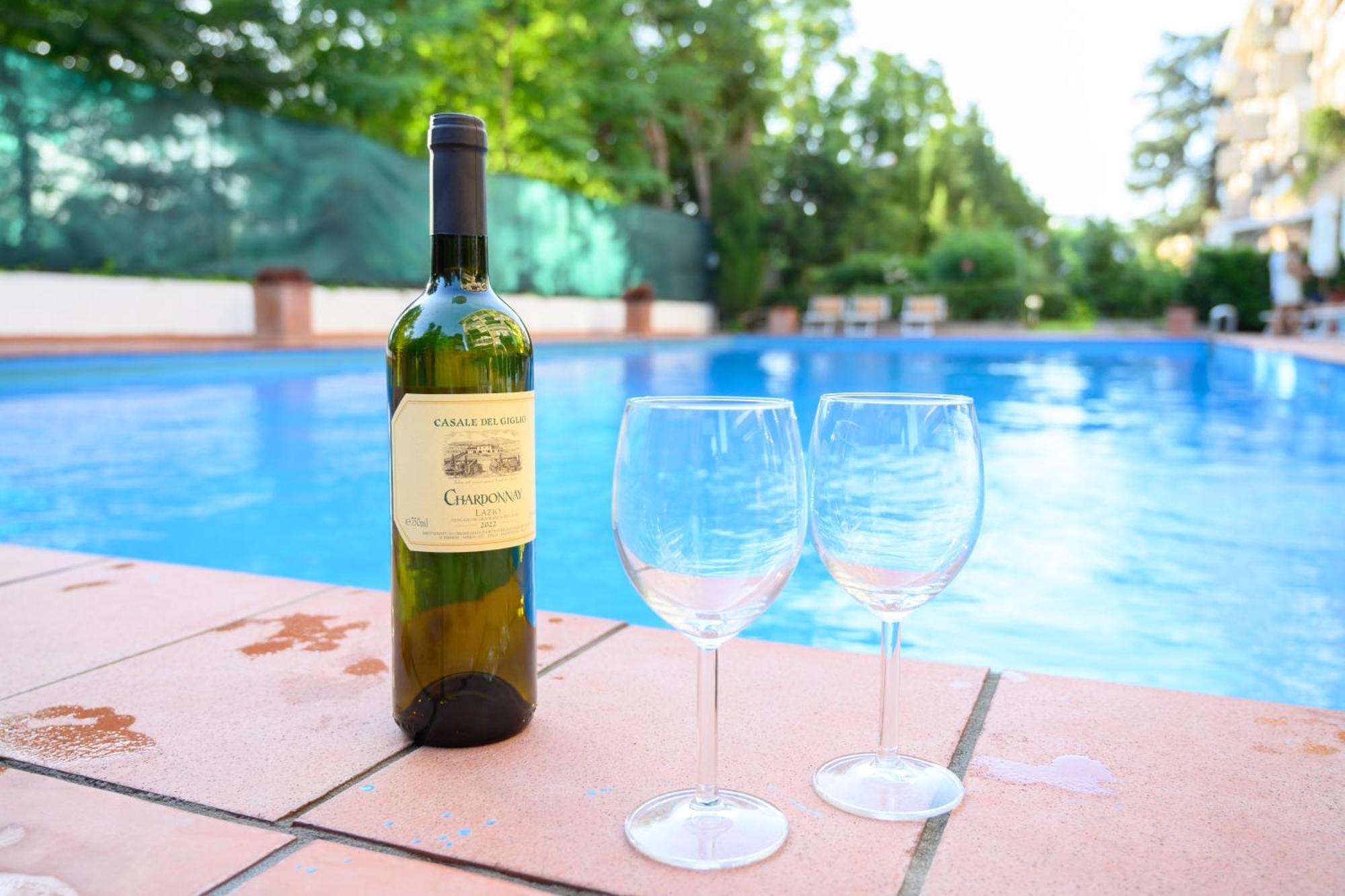 Laura Sweet Home Con Piscina Rome Luaran gambar